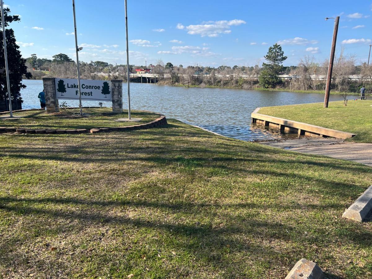 2 Bdrm Treehouse Hideout- Lake Conroe With Boat Ramp Монтгомери Экстерьер фото